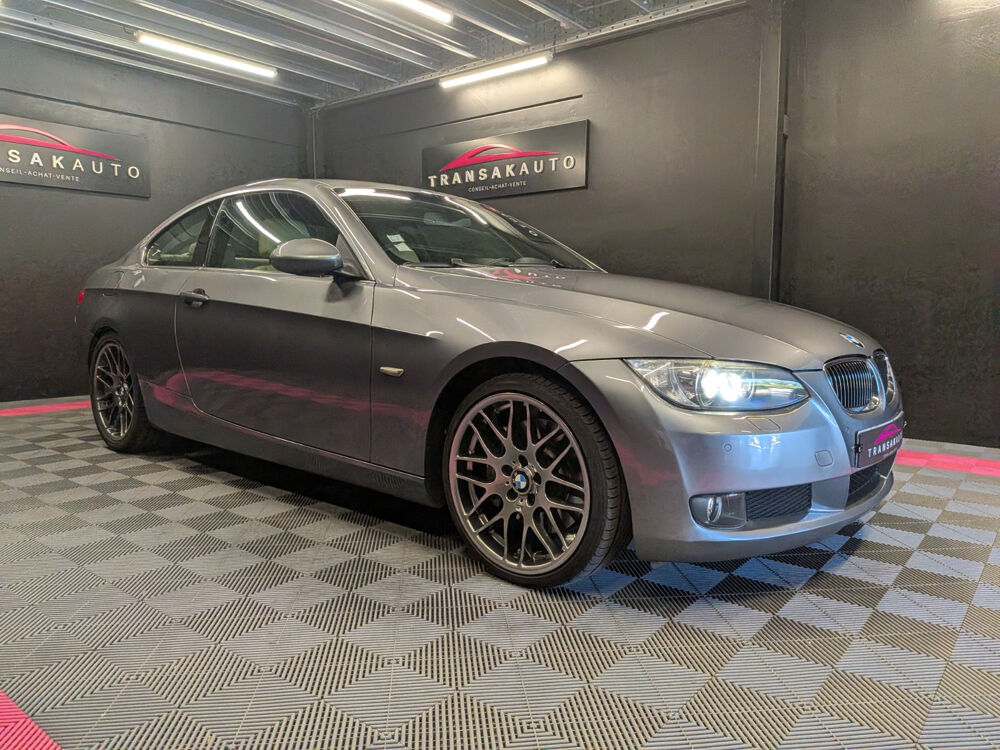 Divers Coup&eacute; 330d 231ch Luxe Steptronic A 2009 occasion 78200 mantes la jolie