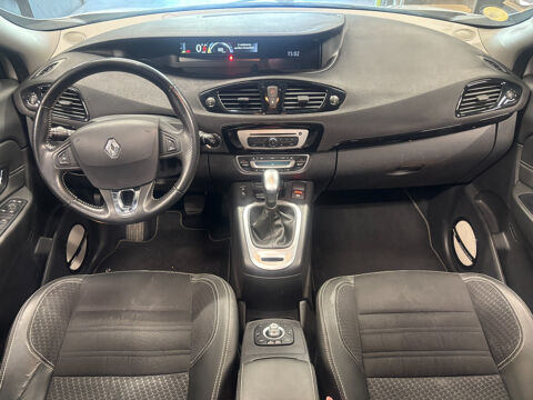 Grand Sc&eacute;nic III Grand Sc&eacute;nic dCi 110 Bose Edition EDC 7 pl 2015 occasion 78200 mantes la jolie