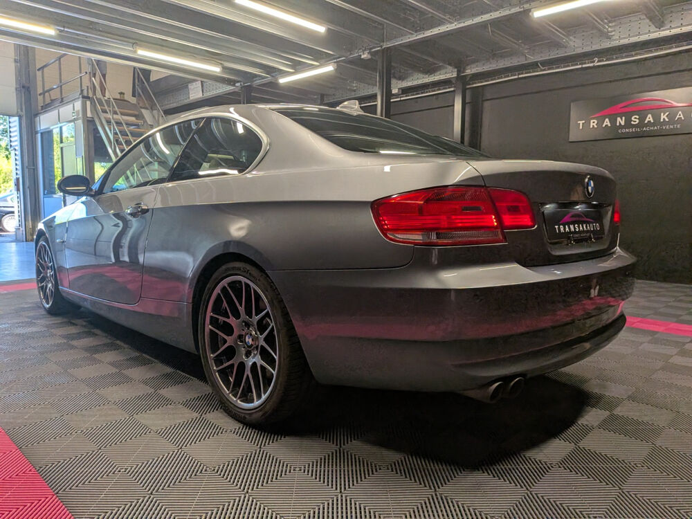 Divers Coup&eacute; 330d 231ch Luxe Steptronic A 2009 occasion 78200 mantes la jolie