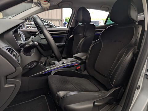 Megane IV M&eacute;gane IV Berline TCe 130 Energy Intens 2016 occasion 59600 MAUBEUGE