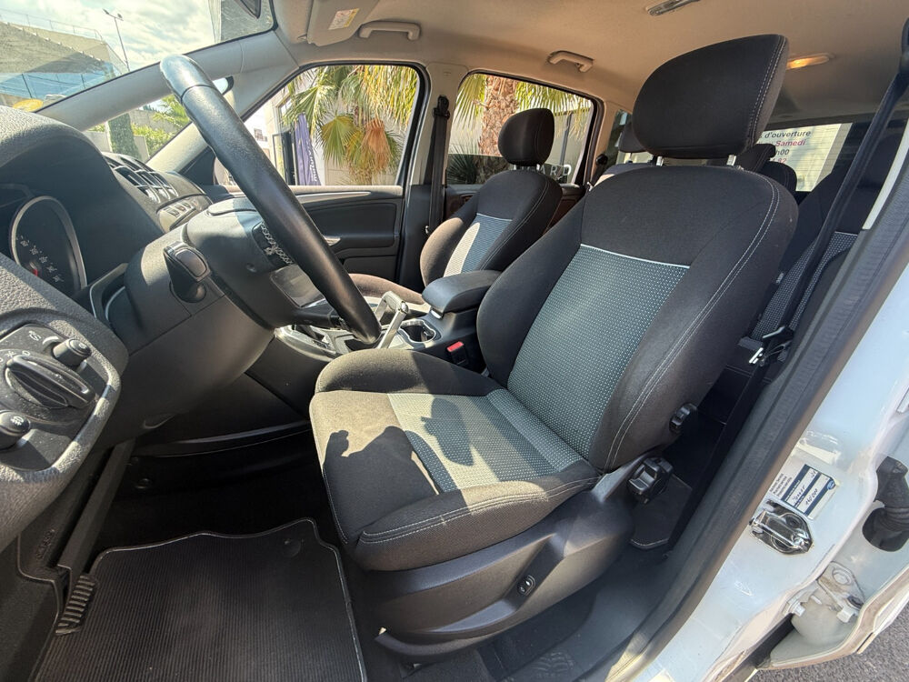 S-MAX 2.0 TDCi 140 FAP Titanium - 5 Pl Powershift A 2014 occasion 34430 SAINT JEAN DE VEDAS