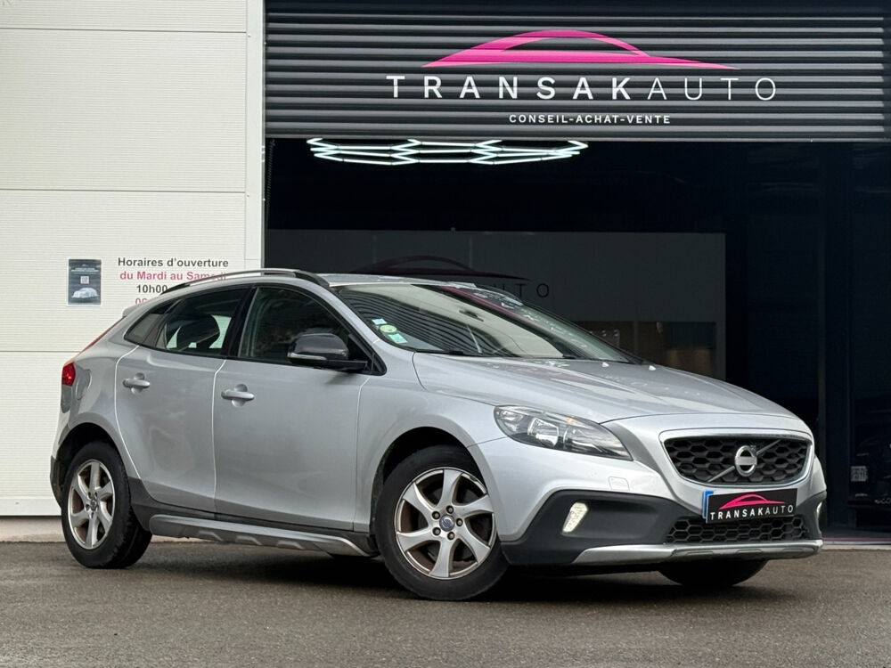 V40 Cross Country Business D2 115 Momentum Business Powershi 2014 occasion 34430 SAINT JEAN DE VEDAS