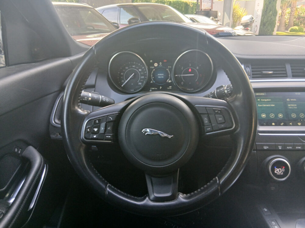 E-PACE E-Pace 2.0 D - 180 ch AWD BVA SE 2017 occasion 34430 SAINT JEAN DE VEDAS