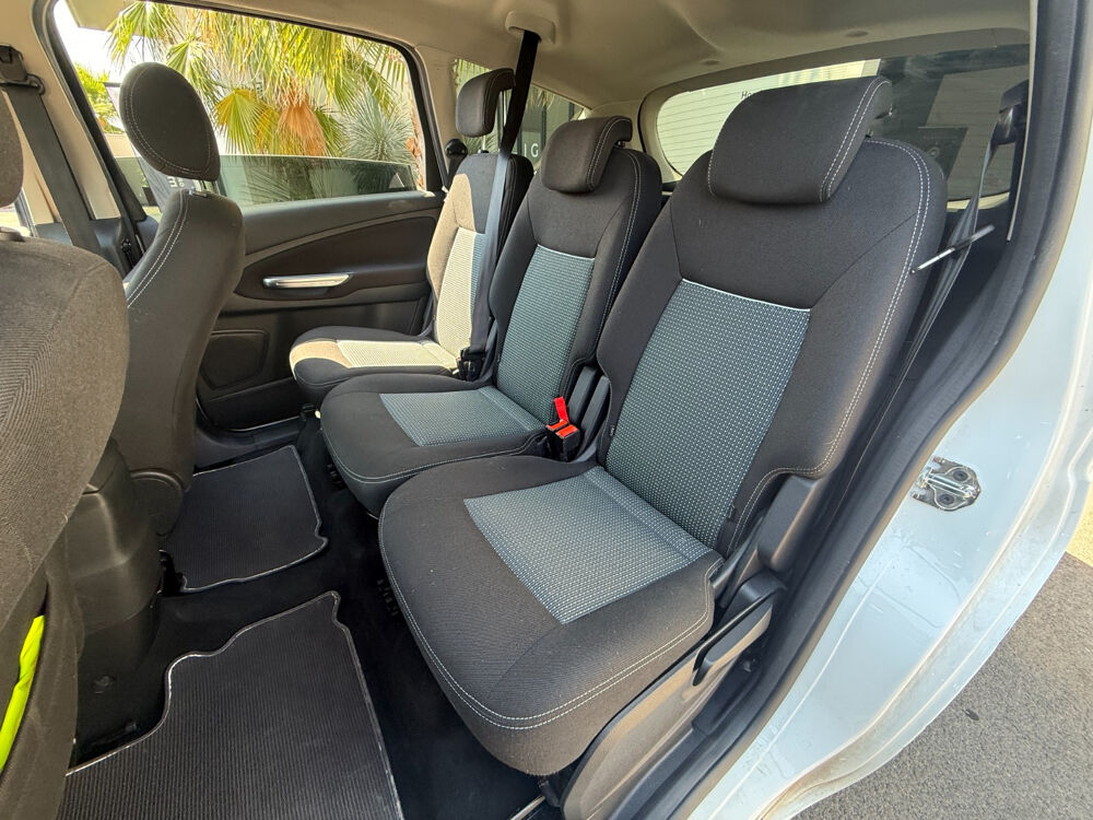 S-MAX 2.0 TDCi 140 FAP Titanium - 5 Pl Powershift A 2014 occasion 34430 SAINT JEAN DE VEDAS