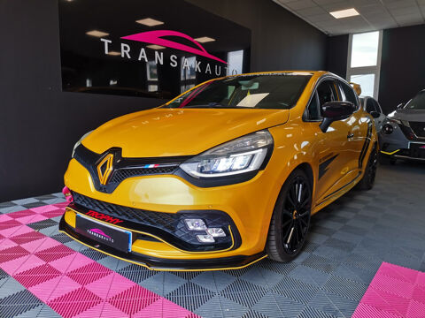Renault Clio IV Clio 1.6 Turbo 220 EDC RS Trophy 2016 occasion Saint Laurent du Var 06700