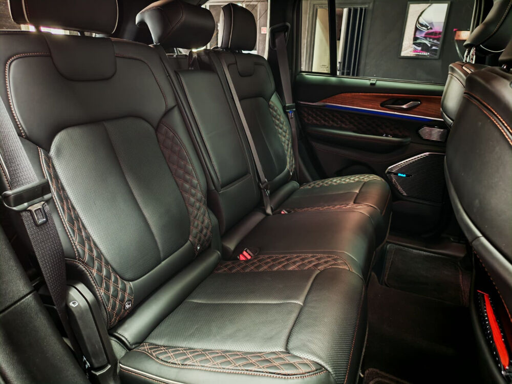 Grand Cherokee 4xe 2.0 T 380 ch PHEV 4x4 BVA8 Summit Reserve 2024 occasion 06700 Saint Laurent du Var