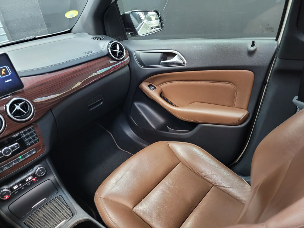 Classe B 200 CDI BlueEFFICIENCY Fascination 7-G DCT A 2012 occasion 06700 Saint Laurent du Var