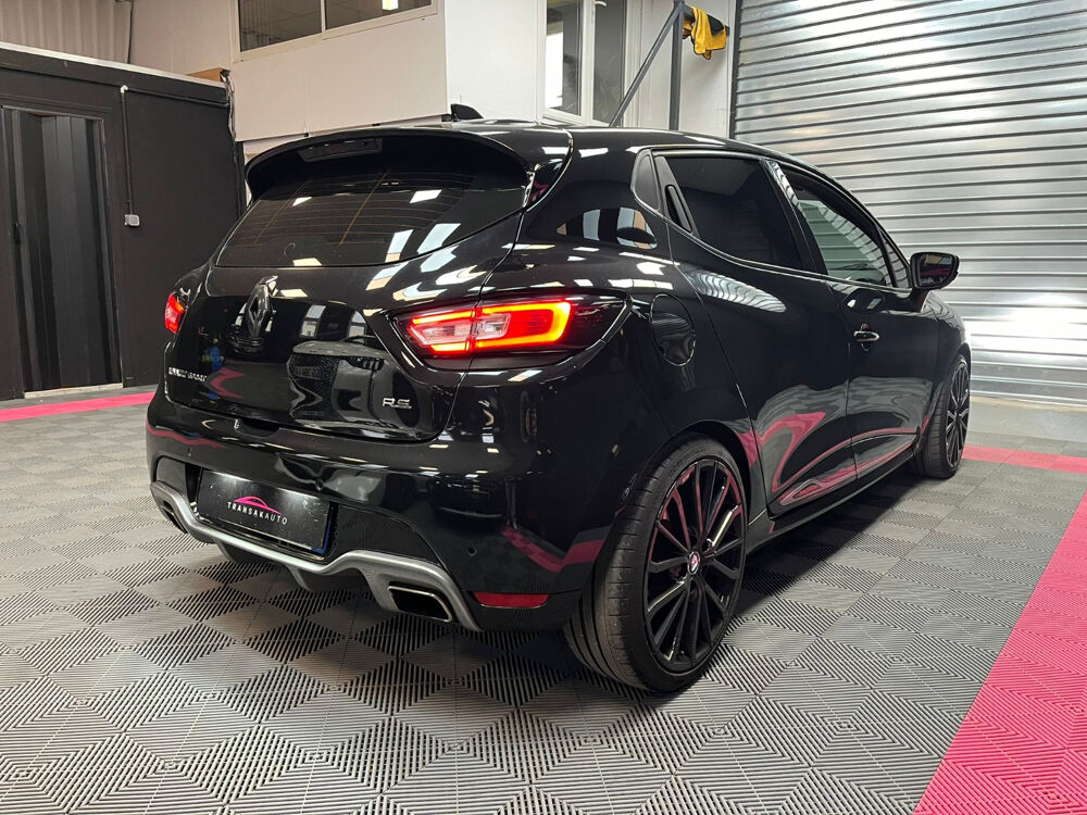 Clio IV 1.6 Turbo 220 Energy RS Trophy EDC 2017 occasion 06700 Saint Laurent du Var