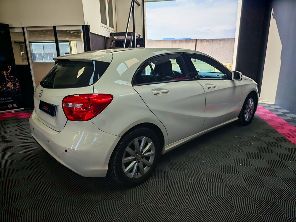 Classe A 160 CDI BlueEFFICIENCY Intuition 2015 occasion 06700 Saint Laurent du Var