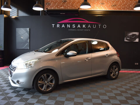 Peugeot 208 1.2 THP Puretech 12V S&S 110 cv ALLURE 2015 occasion Caissargues 30132