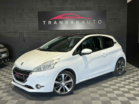 Peugeot 208 1.6 e-HDi 115ch FAP BVM6 Féline