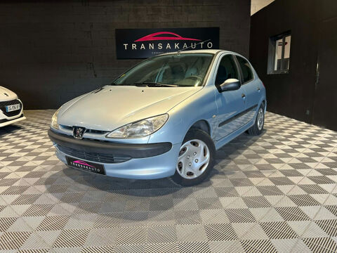 Peugeot 206 1.4i XT DISTRI PNEUS FREINS BATTERIE POM