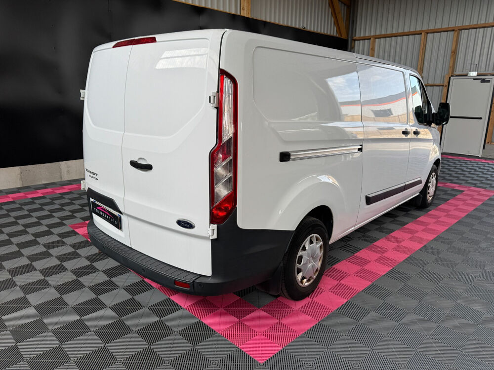 Transit Custom TRANSIT CUSTOM FOURGON 310 L2H1 2.0 TDCi 105 AMBIENTE 2017 occasion 56120 Les Forges de Lanou&eacute;e