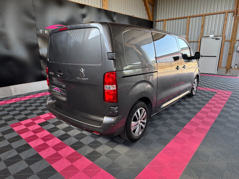 Expert EXPERT CA STANDARD BLUEHDI 180 S&S EAT8 FIXE ASPHALT 2020 occasion 56120 Les Forges de Lanou&eacute;e