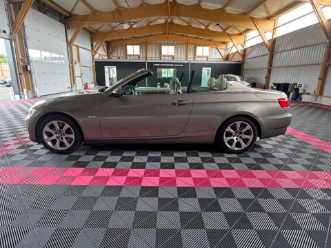 S&eacute;rie 3 Cab 330i Luxe A 2008 occasion 56120 Les Forges de Lanou&eacute;e