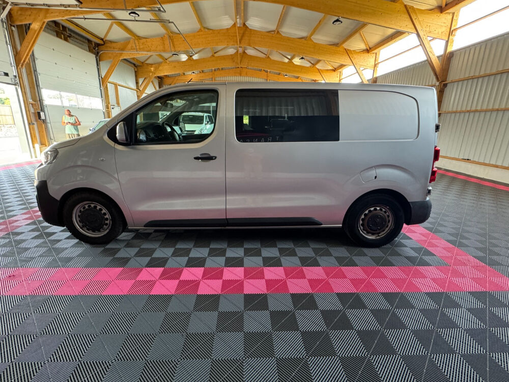 Expert EXPERT CA STANDARD BLUEHDI 150 S&S BVM6 FIXE PREMIUM 2017 occasion 56120 Les Forges de Lanou&eacute;e