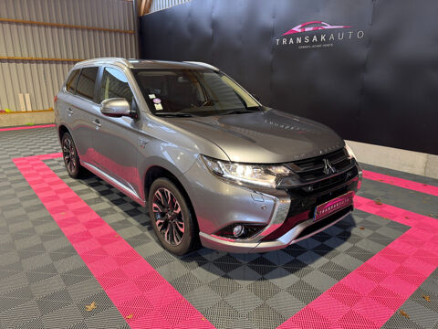 Mitsubishi Outlander 2.0I 200 PHEV 4WD Intense Style 2017 occasion Les Forges de Lanou&eacute;e 56120