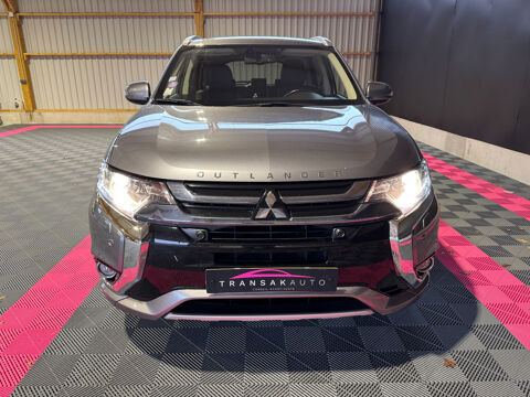 Outlander 2.0I 200 PHEV 4WD Intense Style 2017 occasion 56120 Les Forges de Lanou&eacute;e
