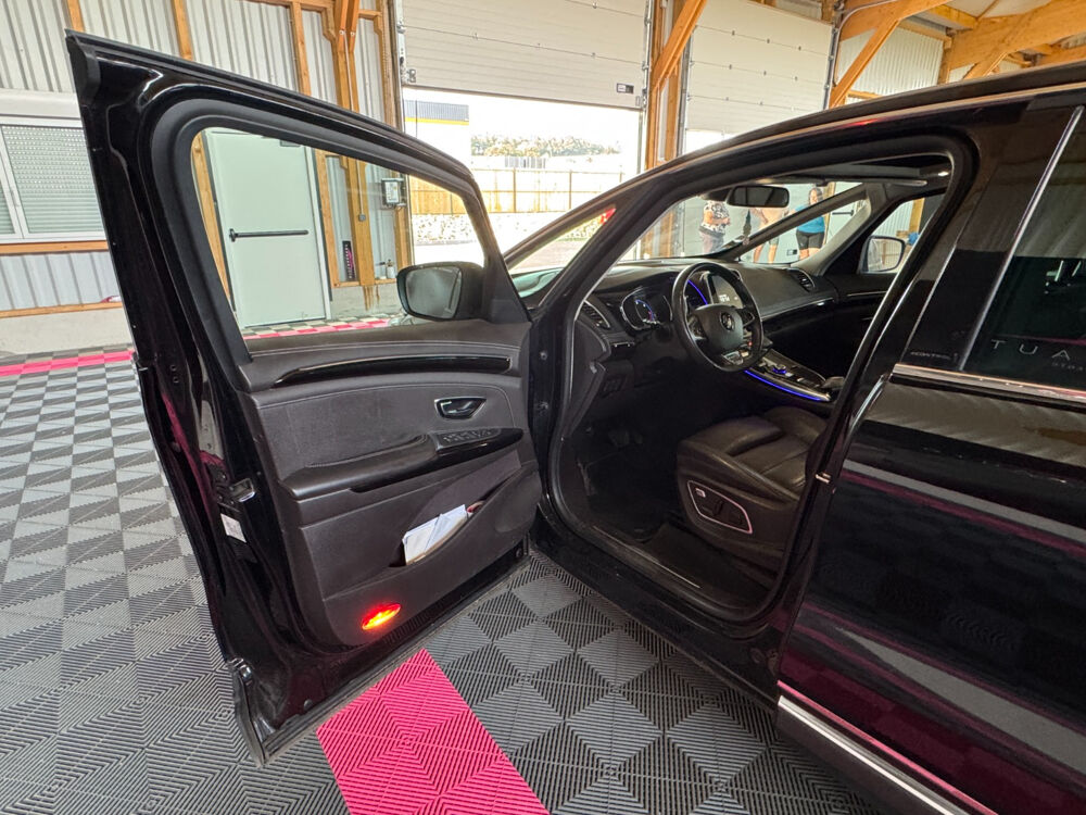Espace dCi 160 Energy Twin Turbo Initiale Paris EDC 2016 occasion 56120 Les Forges de Lanou&eacute;e