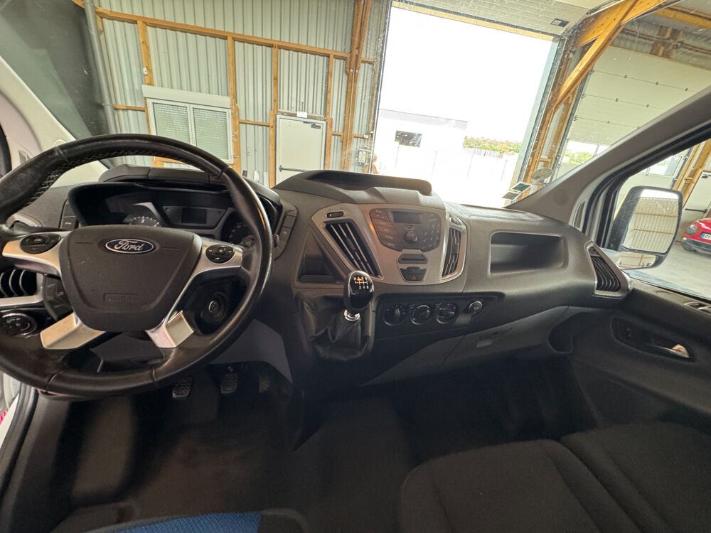 Transit Custom TRANSIT CUSTOM FOURGON 310 L2H1 2.0 TDCi 105 AMBIENTE 2017 occasion 56120 Les Forges de Lanou&eacute;e