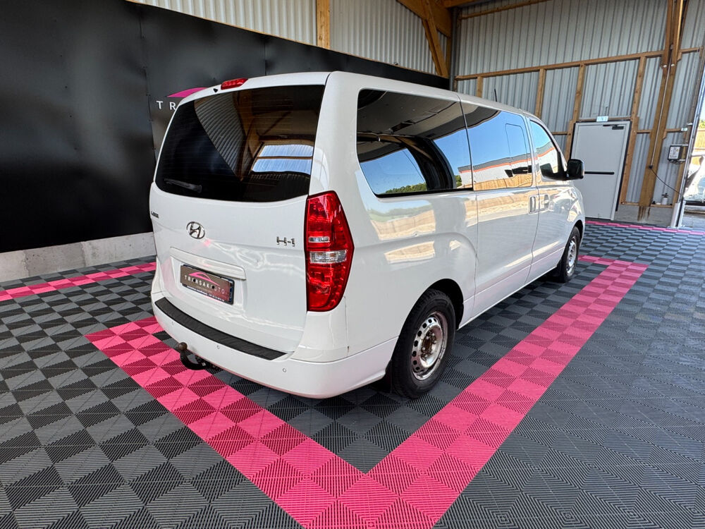 H1 H-1 VAN 2.5 CRDI 170 3pl 2010 occasion 56120 Les Forges de Lanou&eacute;e