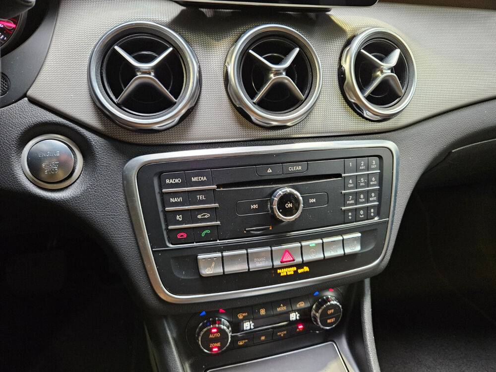 Classe GLA GLA 200 7-G DCT Sensation 2017 occasion 35520 LA CHAPELLE-DES-FOUGERETZ