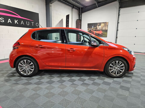 208 1.2 PureTech 82ch BVM5 Allure 2015 occasion 35520 LA CHAPELLE-DES-FOUGERETZ