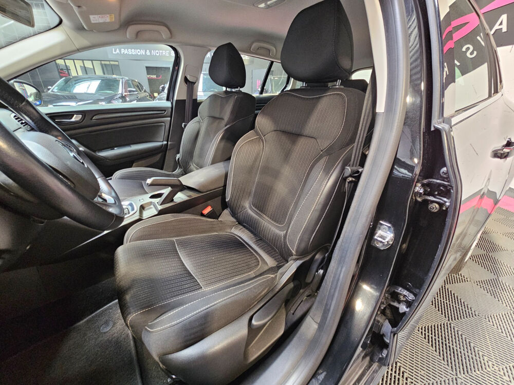 Megane IV Estate M&eacute;gane IV Estate dCi 110 Energy Business EDC 2018 occasion 35520 LA CHAPELLE-DES-FOUGERETZ