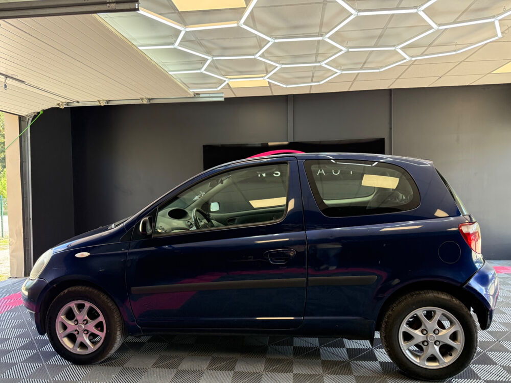 Yaris 70 VVT-i Linea Luna 2002 occasion 24200 Sarlat-La-Can&eacute;da