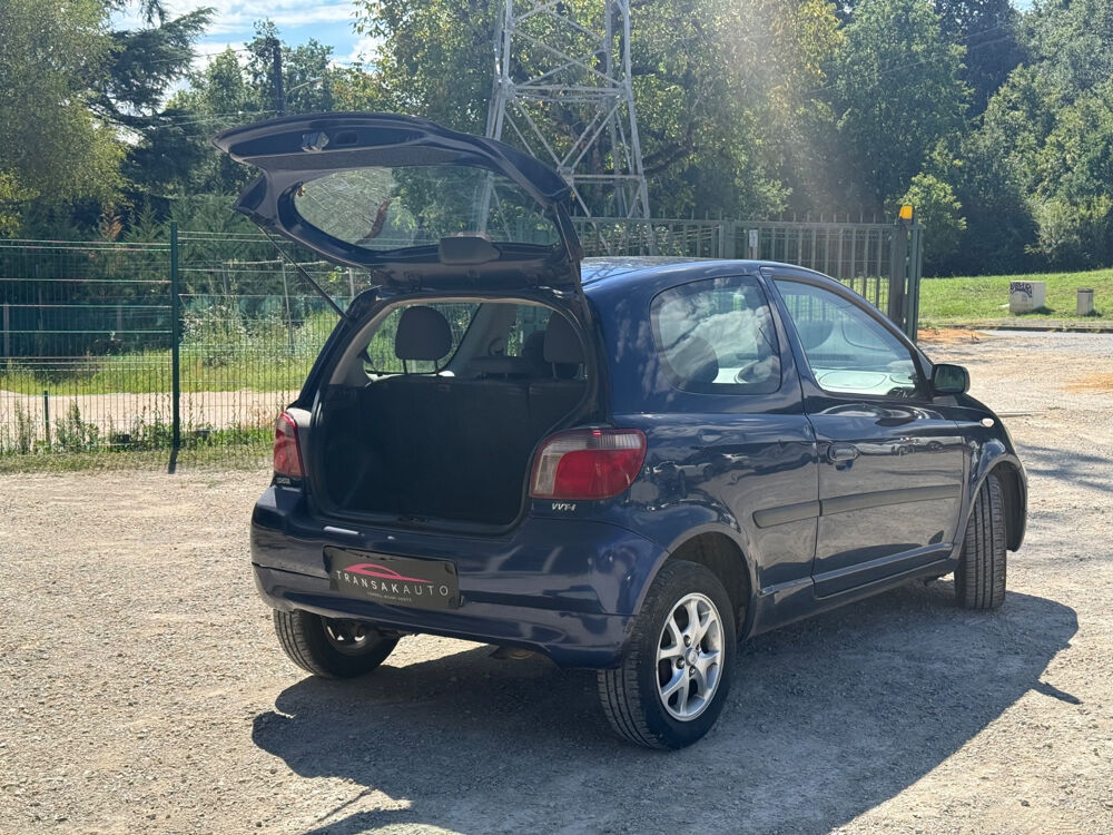 Yaris 70 VVT-i Linea Luna 2002 occasion 24200 Sarlat-La-Can&eacute;da