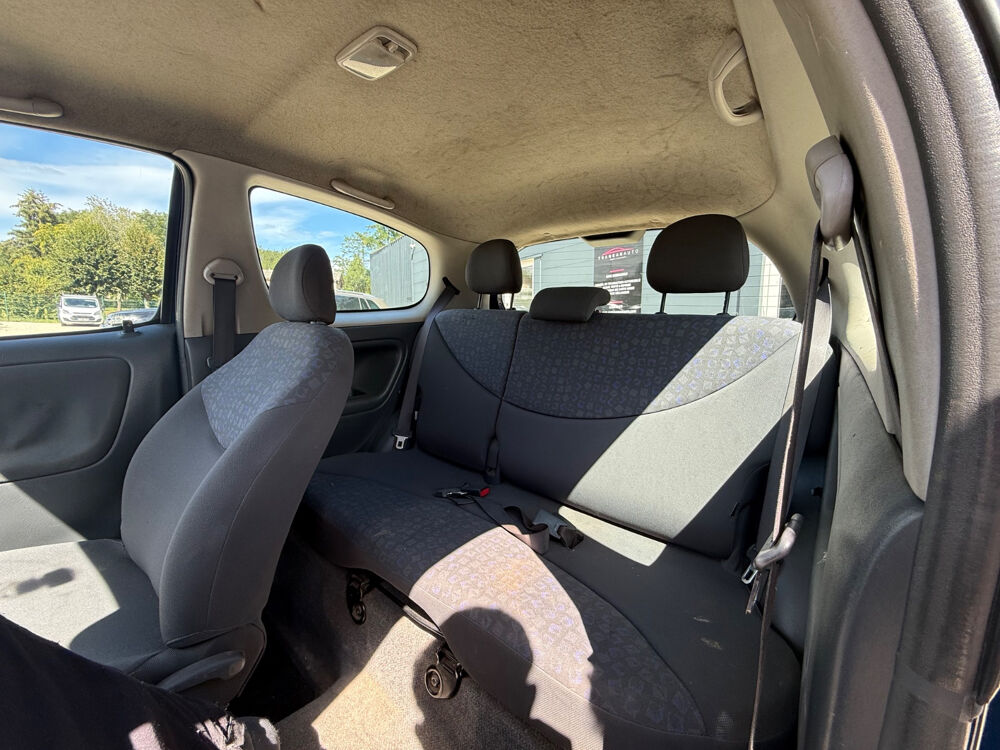 Yaris 70 VVT-i Linea Luna 2002 occasion 24200 Sarlat-La-Can&eacute;da