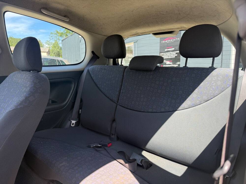 Yaris 70 VVT-i Linea Luna 2002 occasion 24200 Sarlat-La-Can&eacute;da