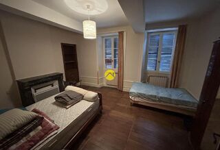 Vente Appartement IMMEUBLE + GARAGE attenant Montmarault