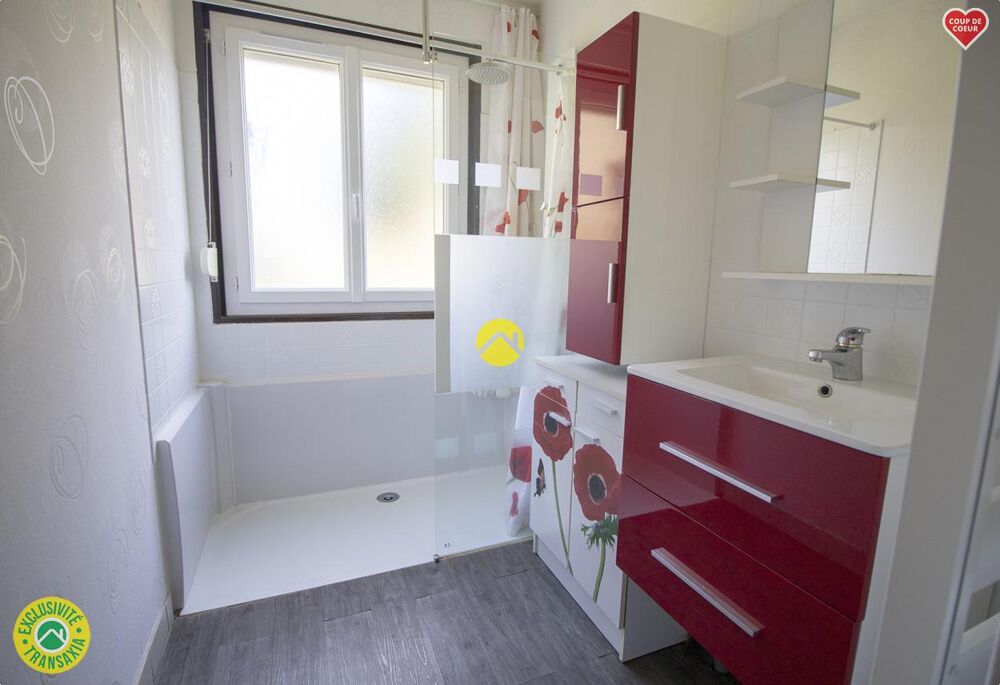 PAVILLON SUR GRAND TERRAIN