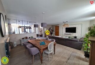  Maison à vendre 7 pièces 304 m²
