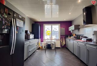 Vente Maison PAVILLON SUR SOUS-SOL T7 150 m² Le chautay