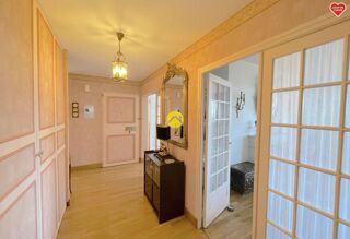  Appartement à vendre 6 pièces 182 m²