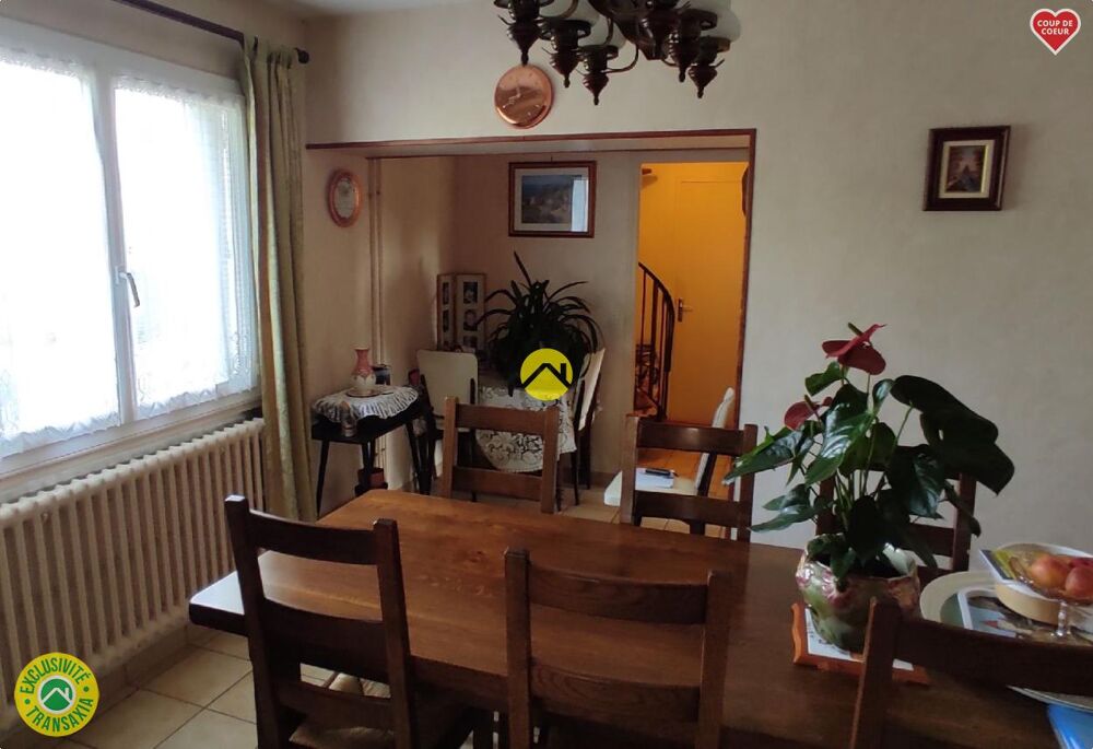 Maison avec pré-mare non attenant
