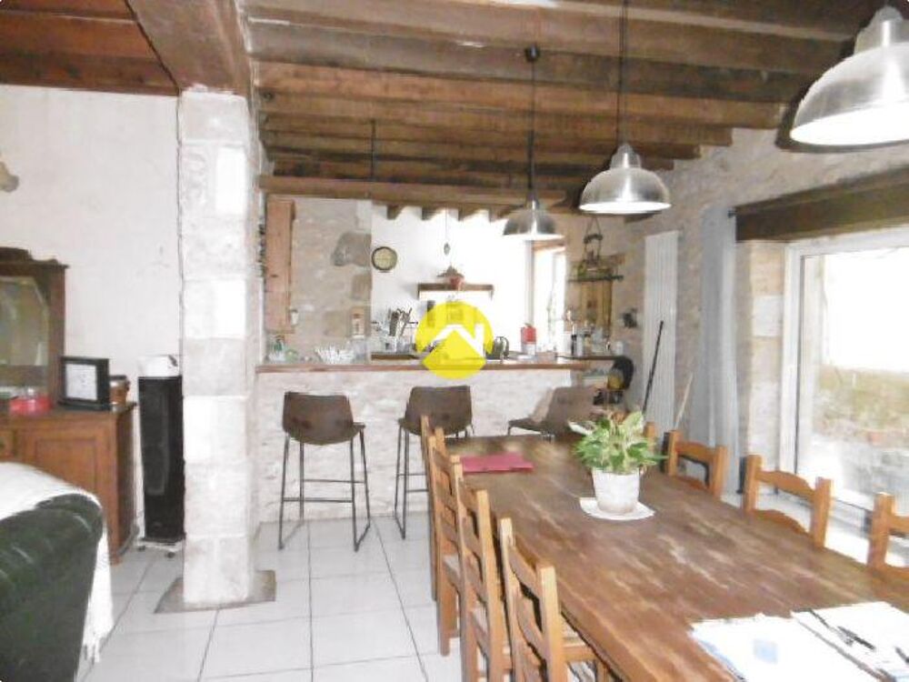 Vente Terrain Sur prés d'un hectare St hilaire sur benaize