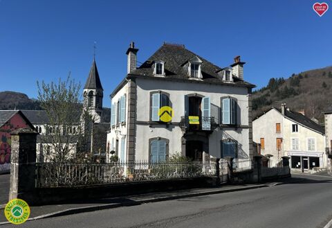CENTRE-BOURG IMMEDIATEMNT HABITABLE 230000 15190 Condat