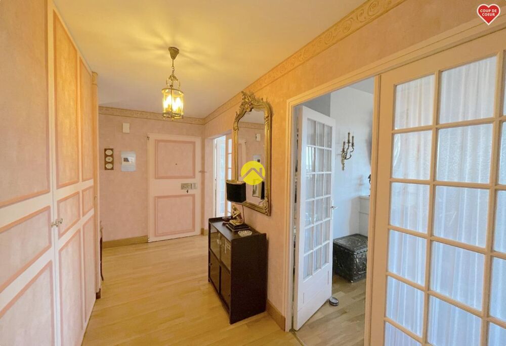 APPARTEMENT AVEC TERRASSE