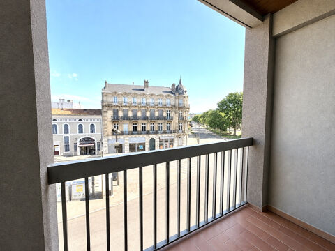   Tr�s bel appartement de type T2 enti�rement r�nov� avec parking et ascenseur Appartement - 2 pi�ce(s) - 50 m�