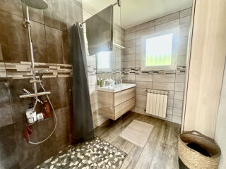  Appartement � louer 4 pi�ces 102 m�