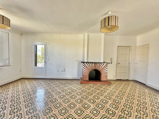  Maison  vendre 9 pices 208 m