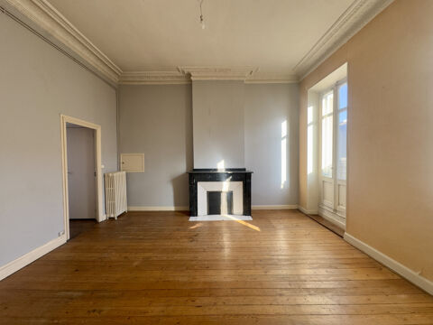   Grand appartement T4 -  Belle copropri�t� de caract�re Appartement - 4 pi�ce(s) - 130 m�