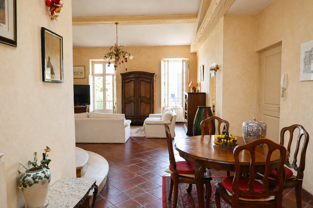 Superbe appartement de caractère avec vue sur la cité de Carcassonne