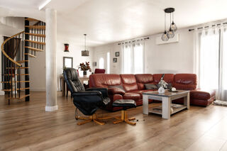  Maison � vendre 7 pi�ces 180 m�