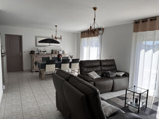  Maison  vendre 4 pices 90 m