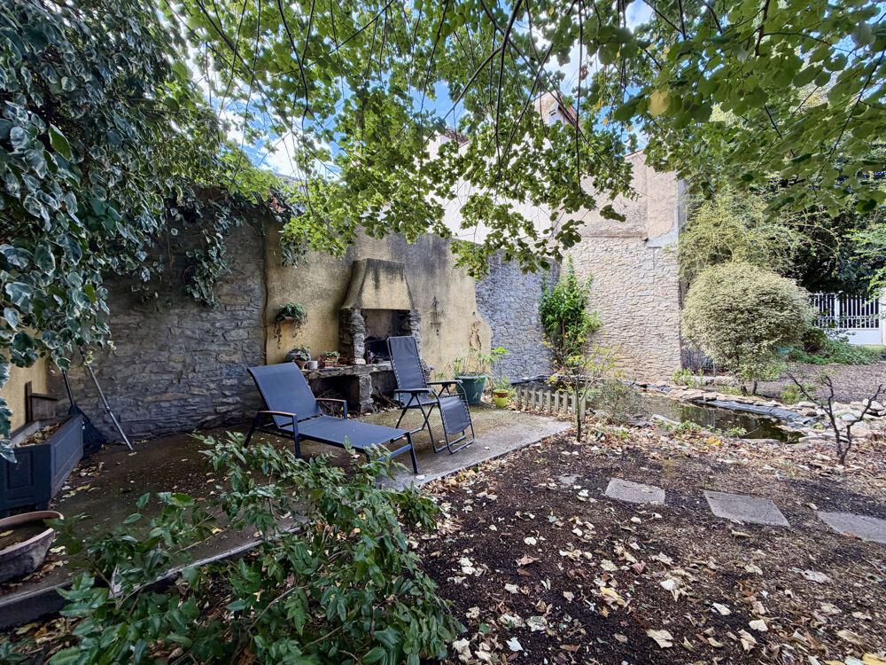 Vente Maison Maison de ville de caractère avec jardin et stationnement Carcassonne