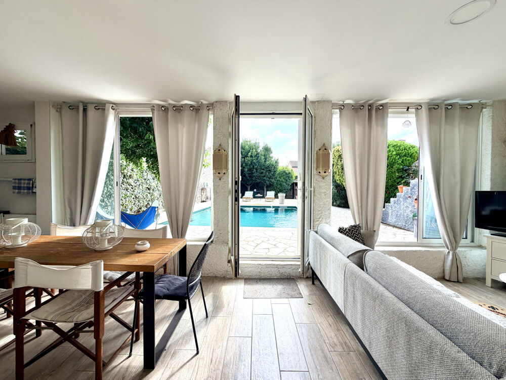 Vente Maison Maison de caractère avec piscine et doubles garages quartier Pasteur Carcassonne